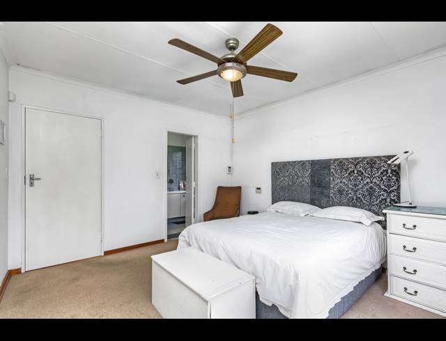 3 BEDROOM FREEHOLD FOR SALE IN PAULSHOF